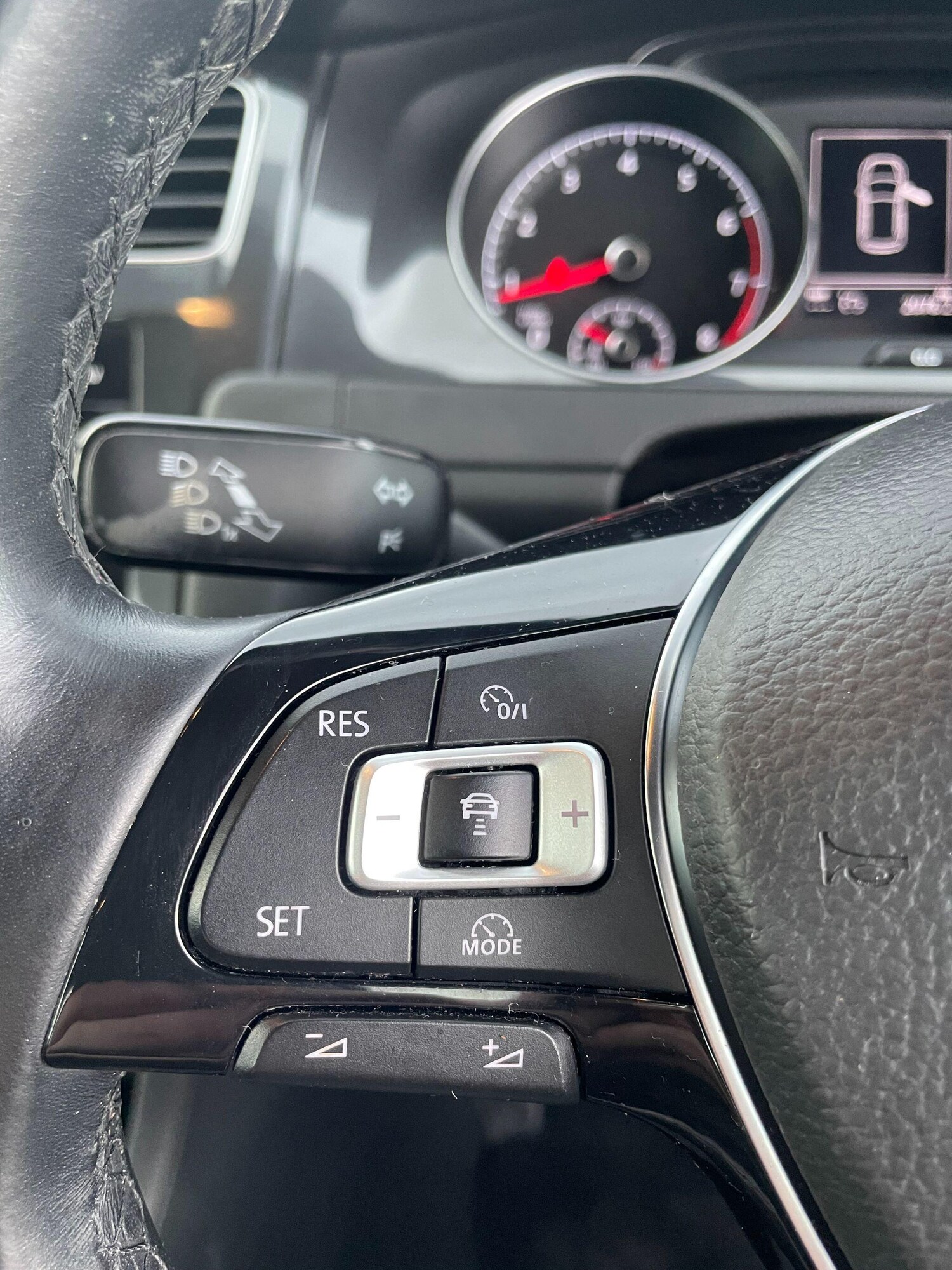 Used Volkswagen Golf 2018 for sale - 76389311: Photo 18