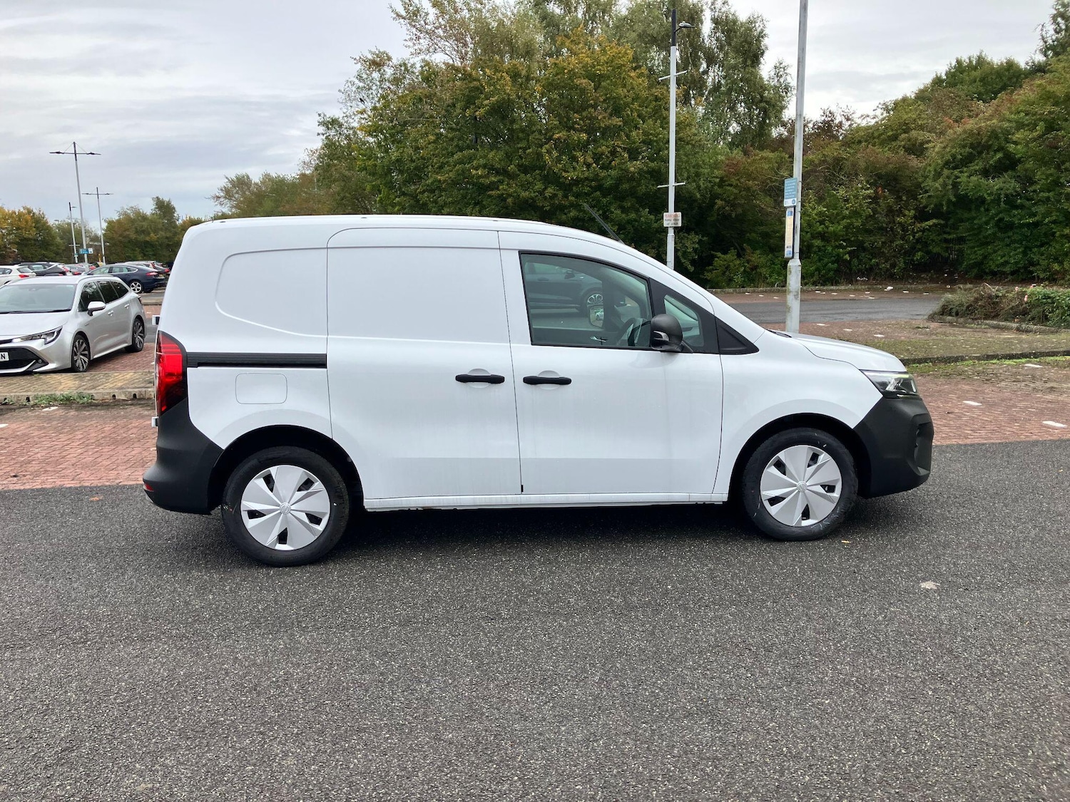 Used Nissan Other 2025 for sale - 76136453: Photo 8