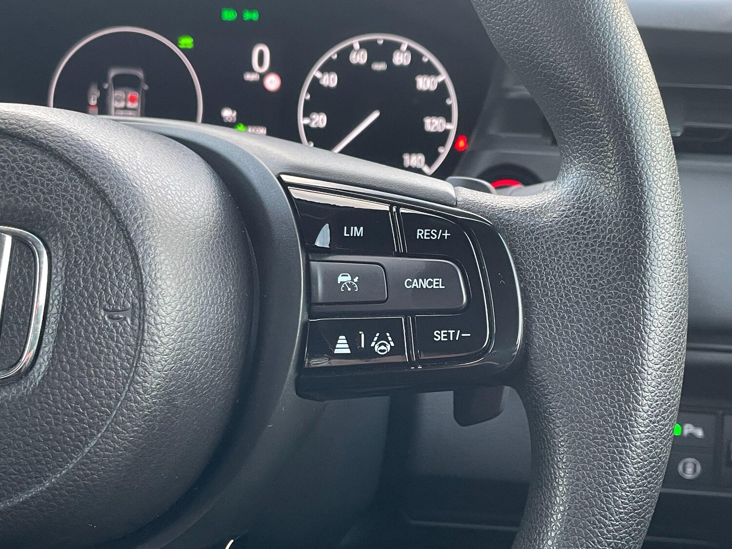 Used Honda HR-V 2023 for sale - 76866371: Photo 24