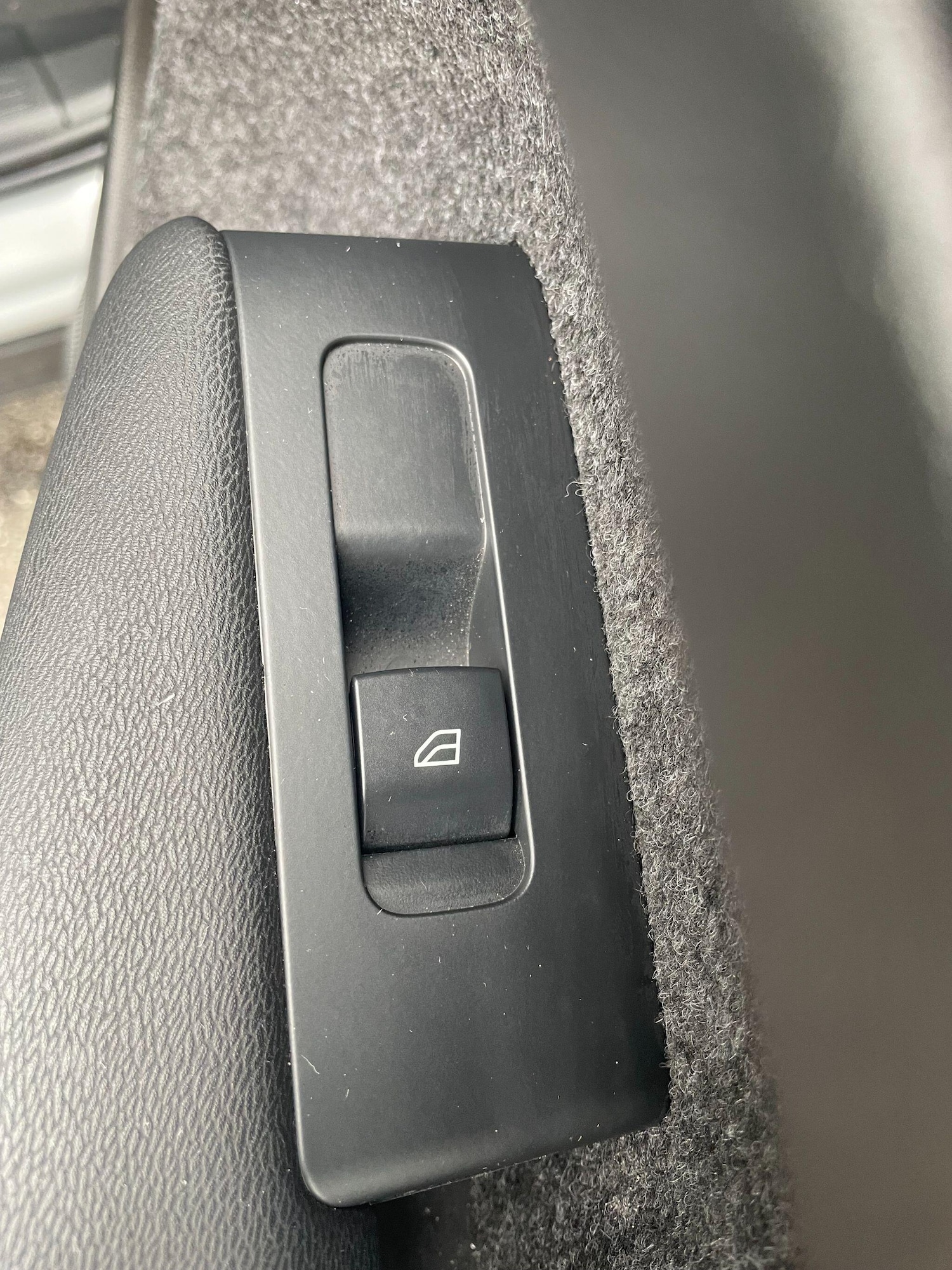 Used Volvo XC40 2024 for sale - 76295731: Photo 27