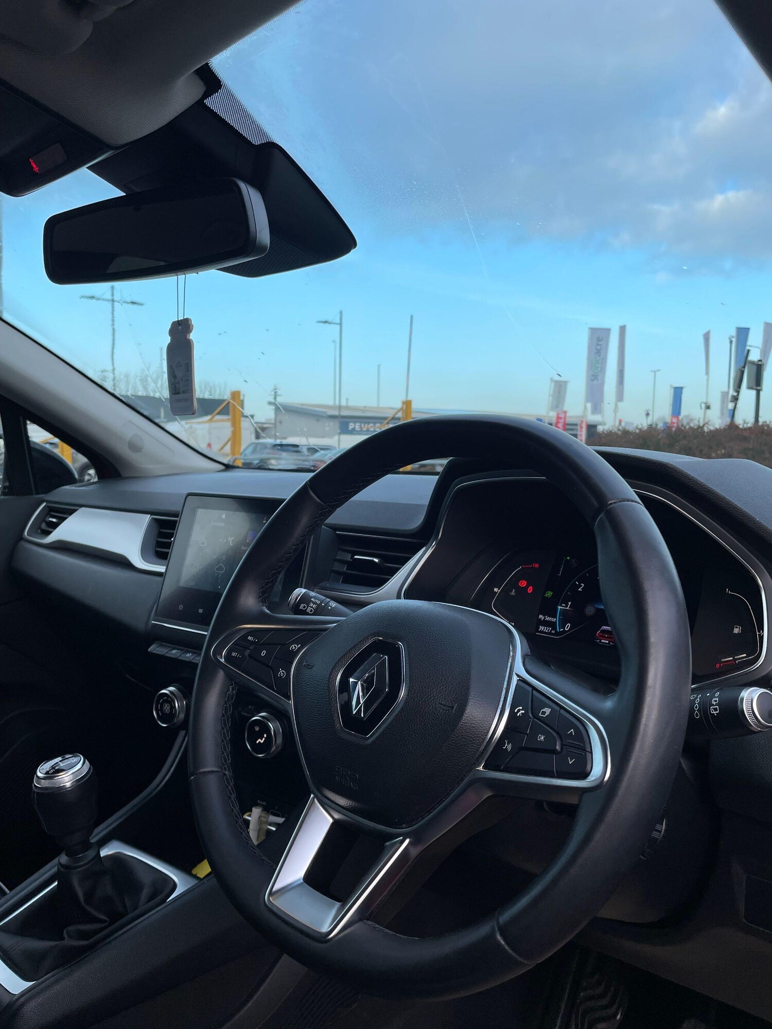 Used Renault Captur for sale - 77351743: Photo 14