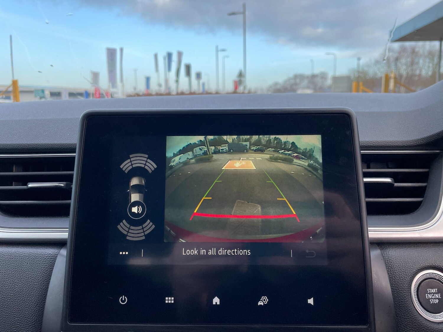 Used Renault Captur for sale - 77351743: Photo 19