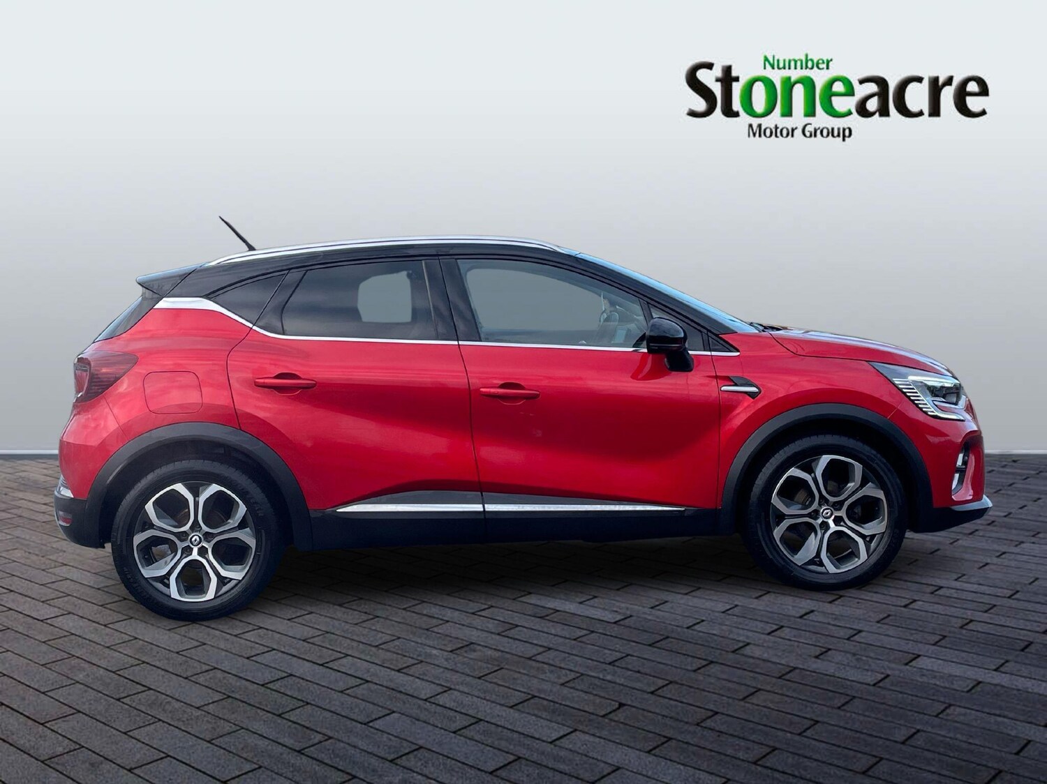 Used Renault Captur for sale - 77351743: Photo 8