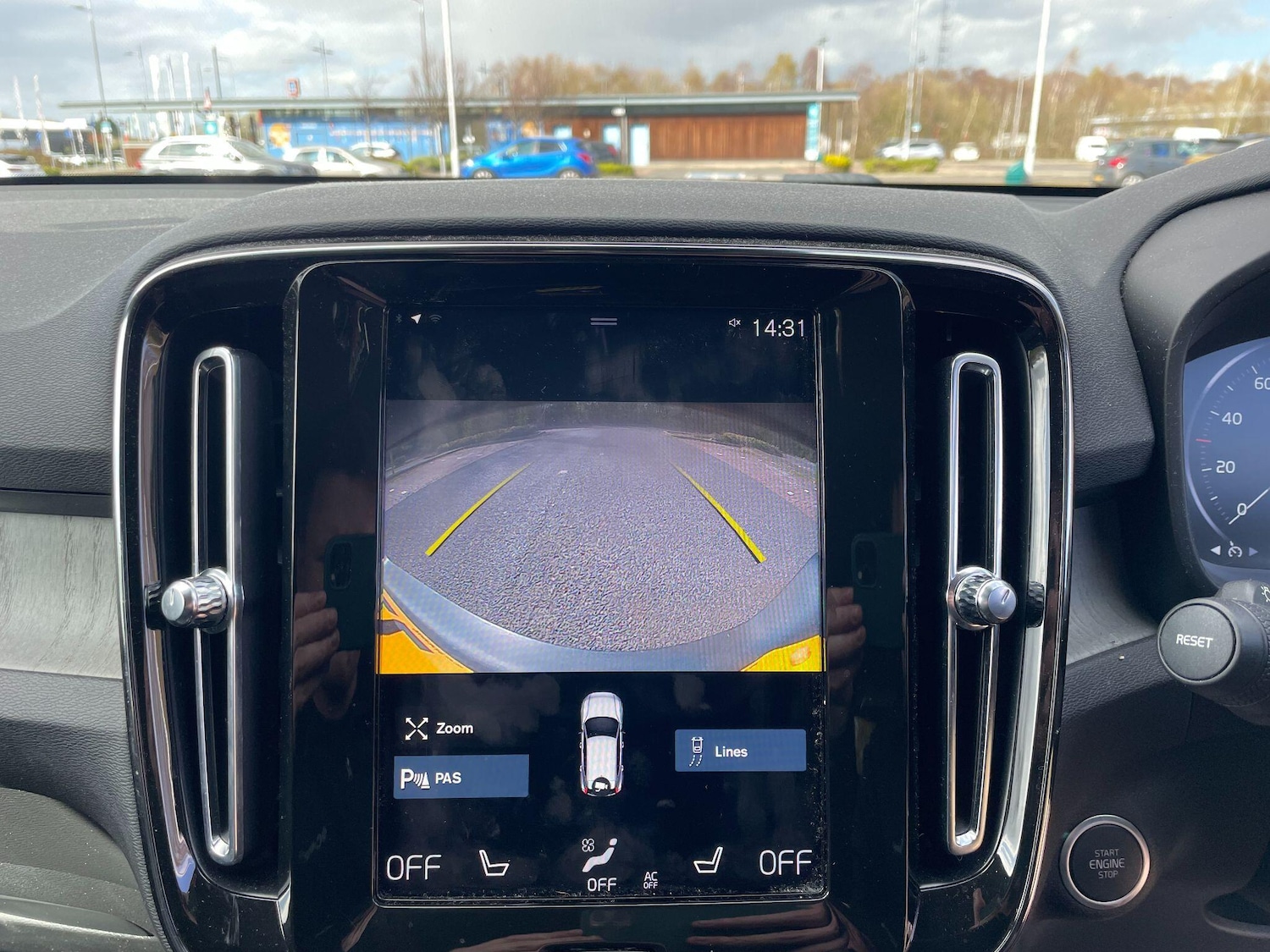 Used Volvo XC40 2022 for sale - 78100914: Photo 21