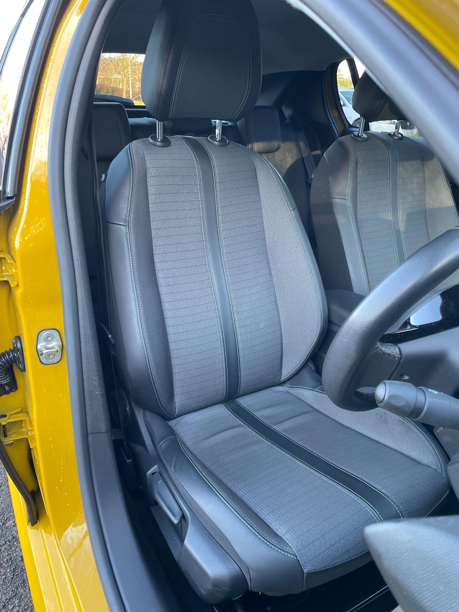 Used Peugeot 208 for sale - 77216362: Photo 11