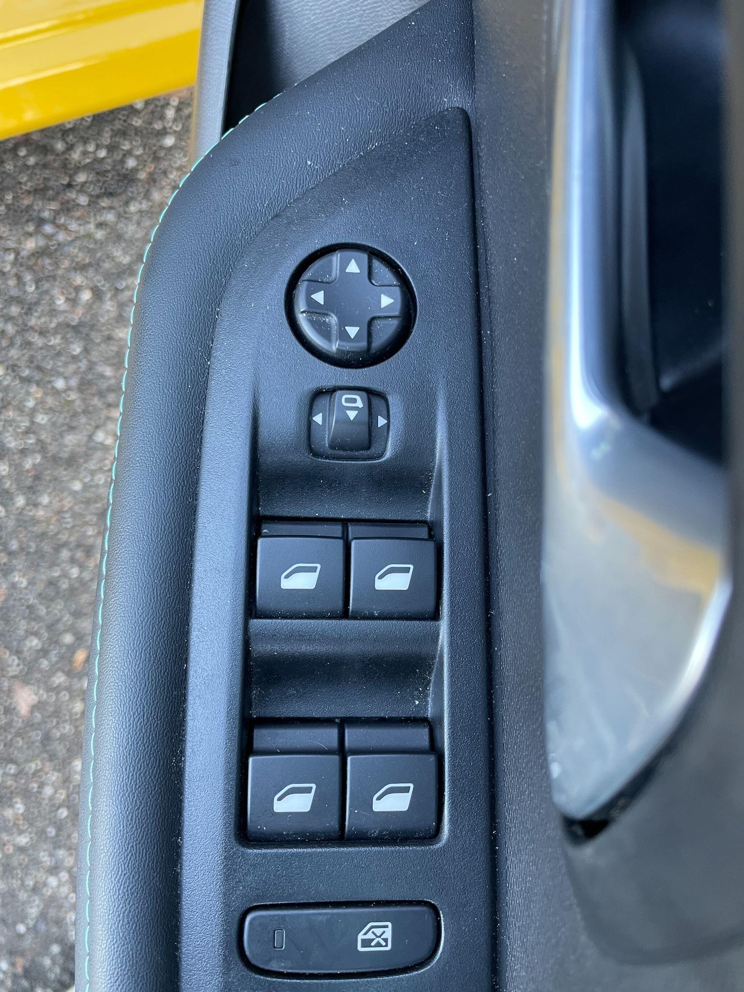 Used Peugeot 208 for sale - 77216362: Photo 23