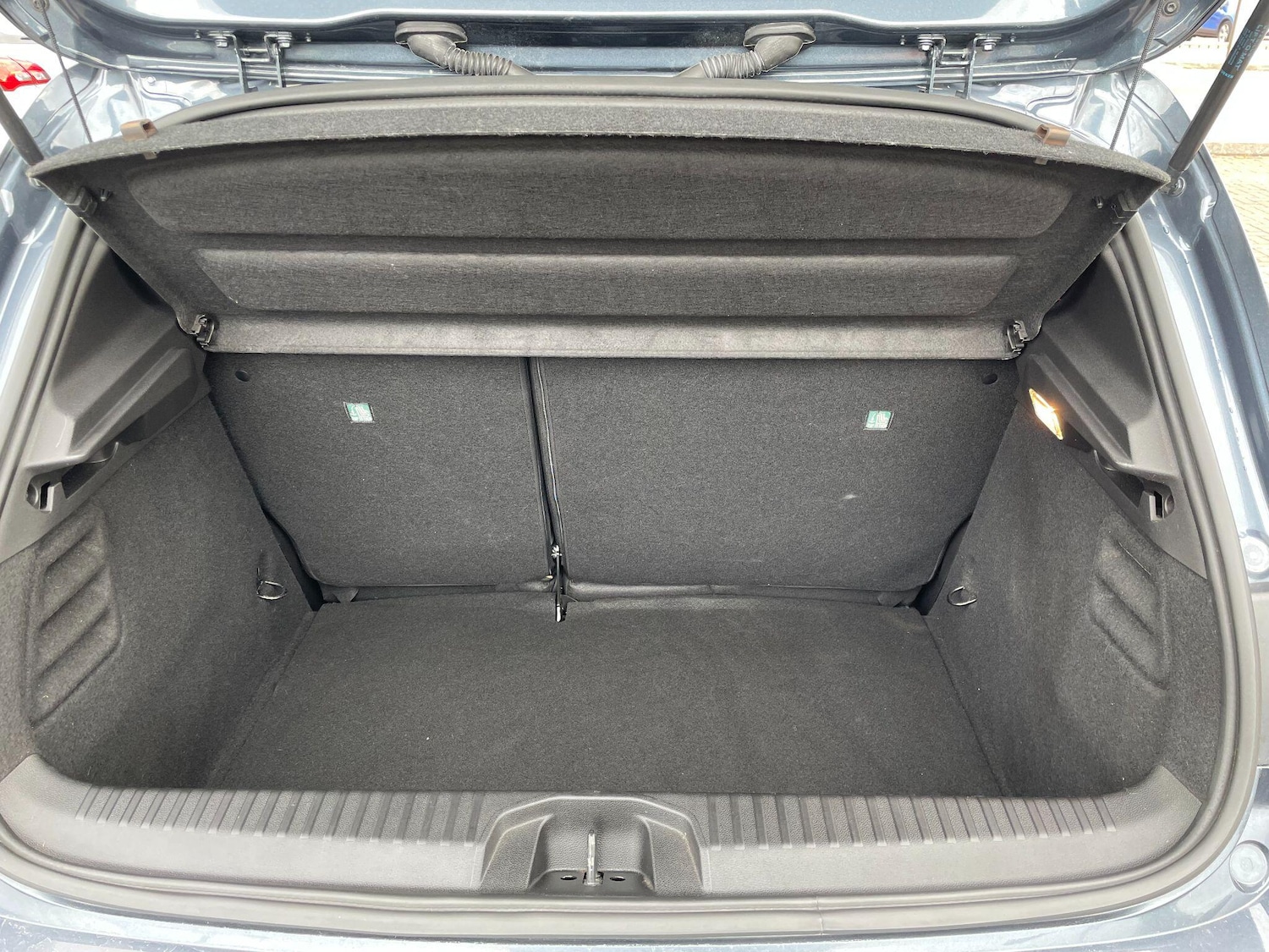 Used Renault Clio 2020 for sale - 76620135: Photo 10