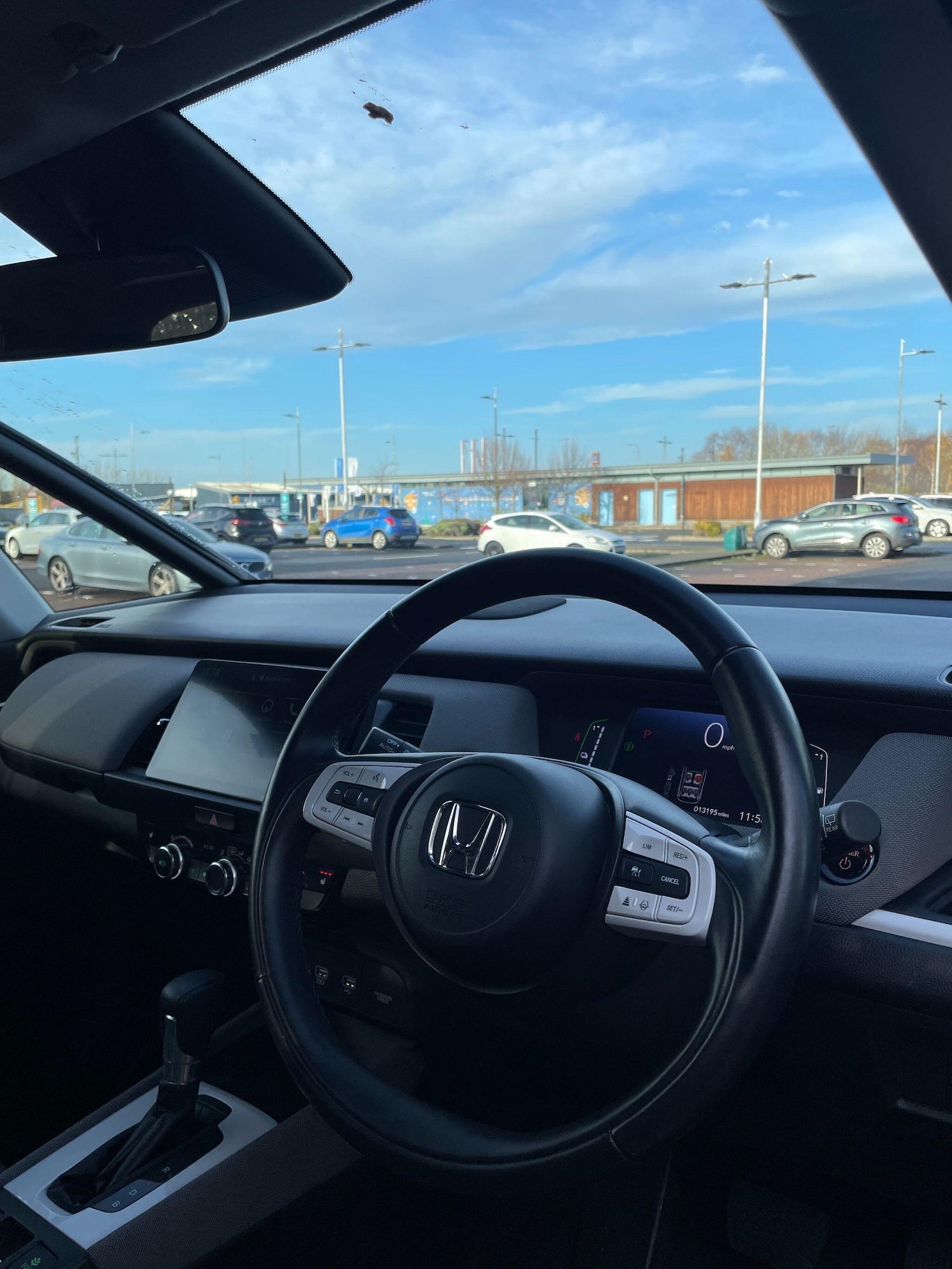 Used Honda Jazz 2020 for sale - 76912636: Photo 18