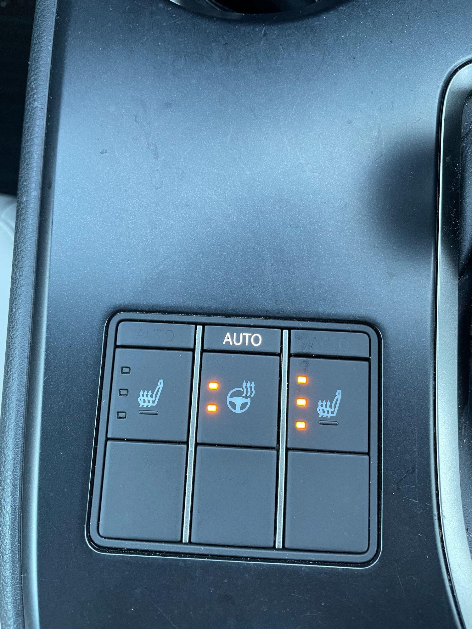 Used Lexus UX 2023 for sale - 77215758: Photo 22