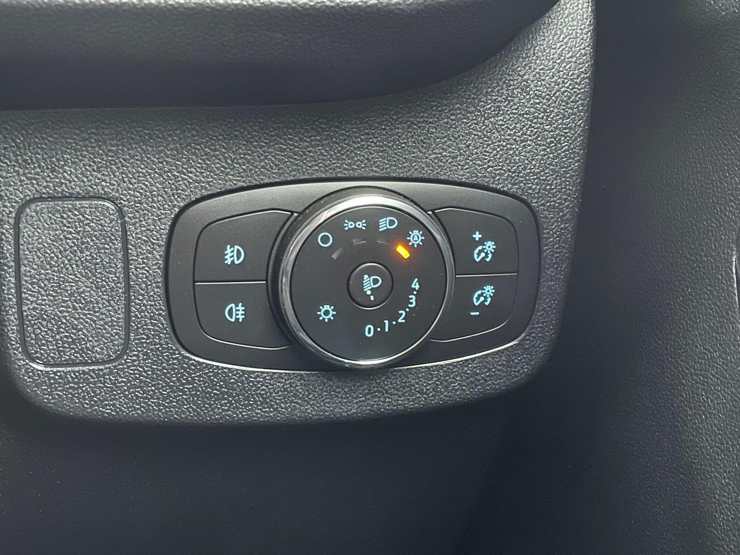 Used Ford Puma 2023 for sale - 77109167: Photo 40