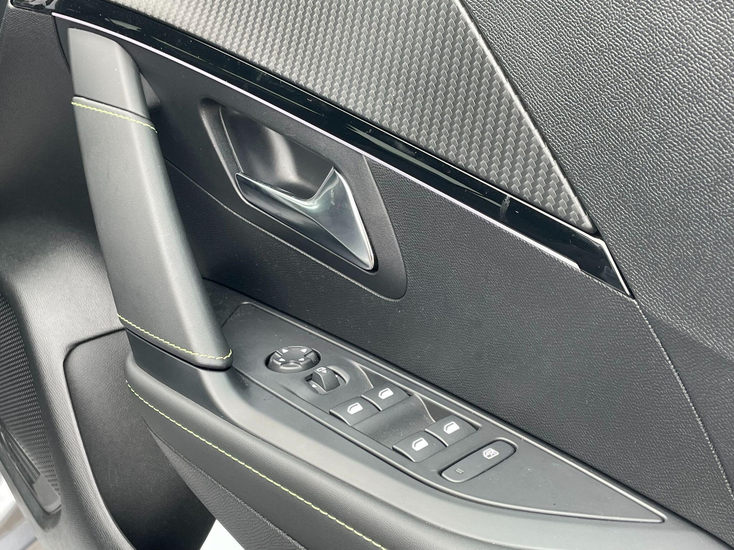 Used Peugeot 208 2024 for sale - 77940002: Photo 29