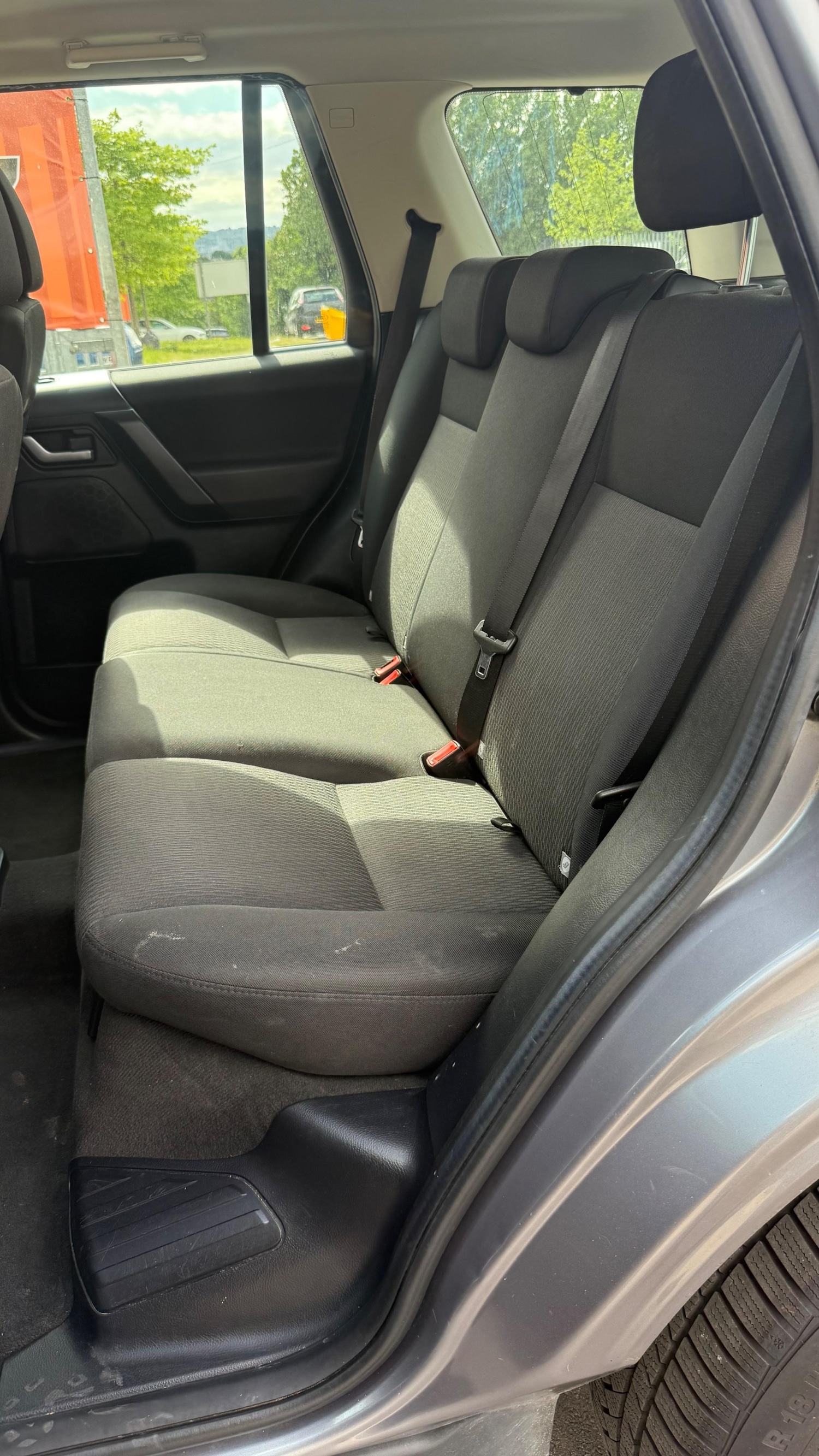 Used Land Rover Freelander 2 2012 for sale - 76138457: Photo 11