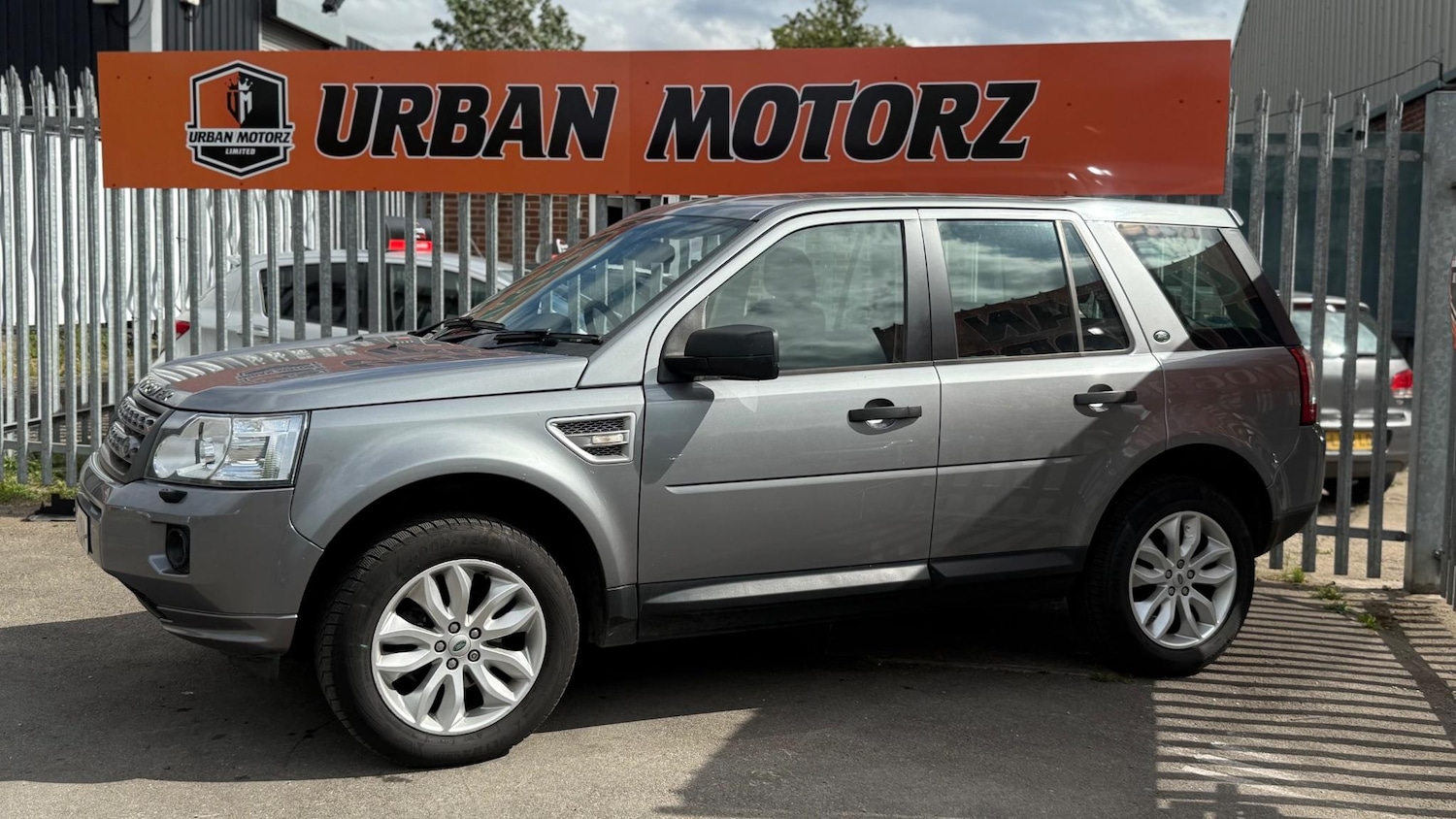 Used Land Rover Freelander 2 2012 for sale - 76138457: Photo 3