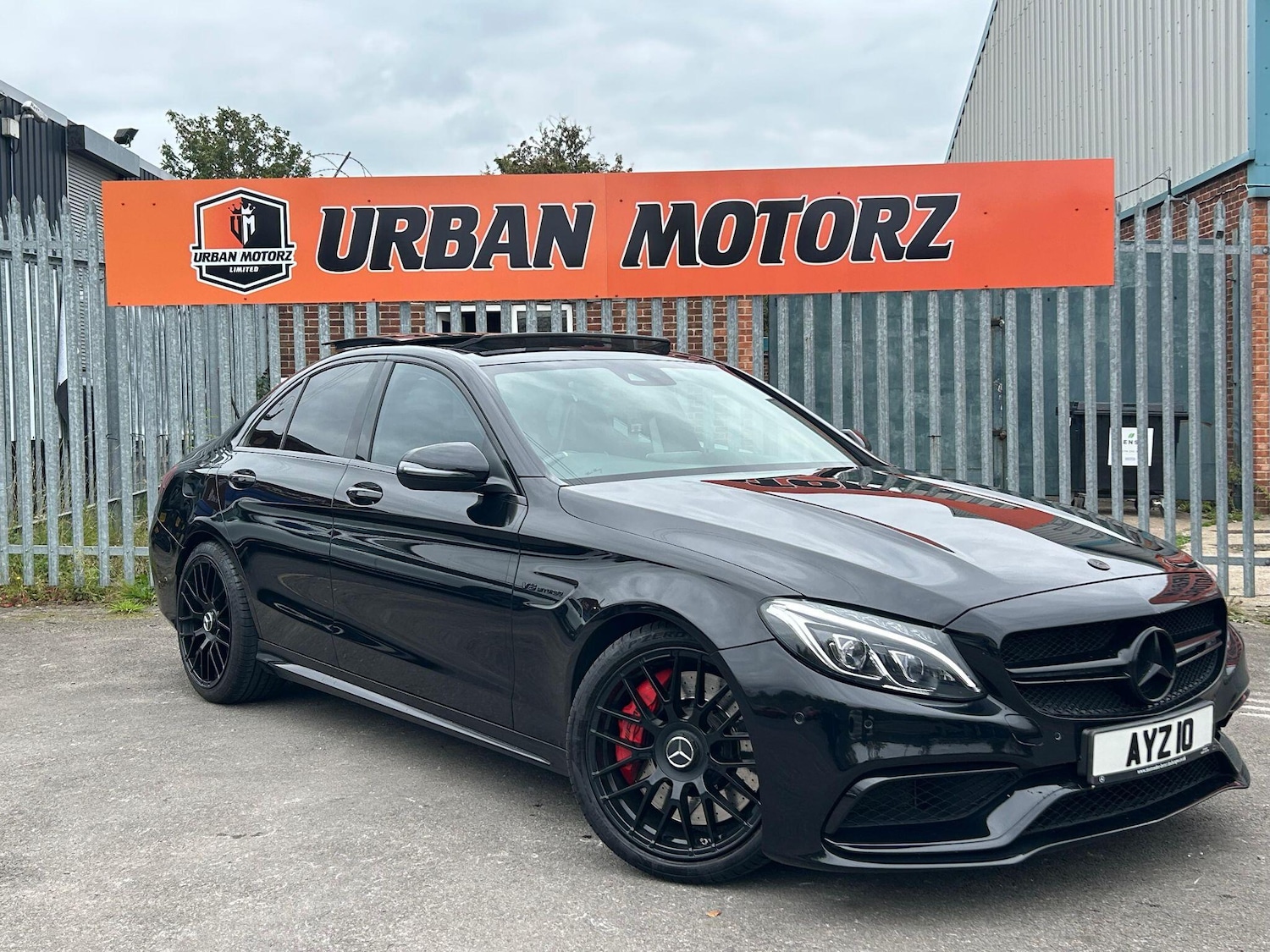 Used Mercedes-Benz C-Class 2016 for sale - 76137384: Photo 1