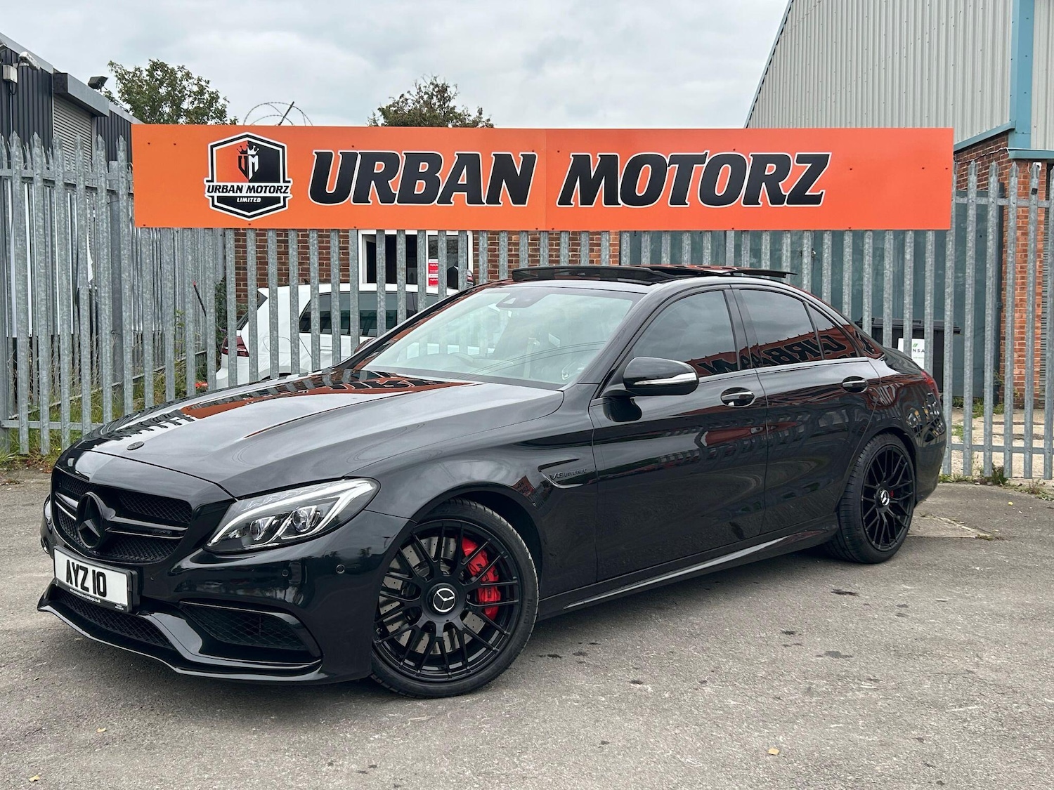 Used Mercedes-Benz C-Class 2016 for sale - 76137384: Photo 3