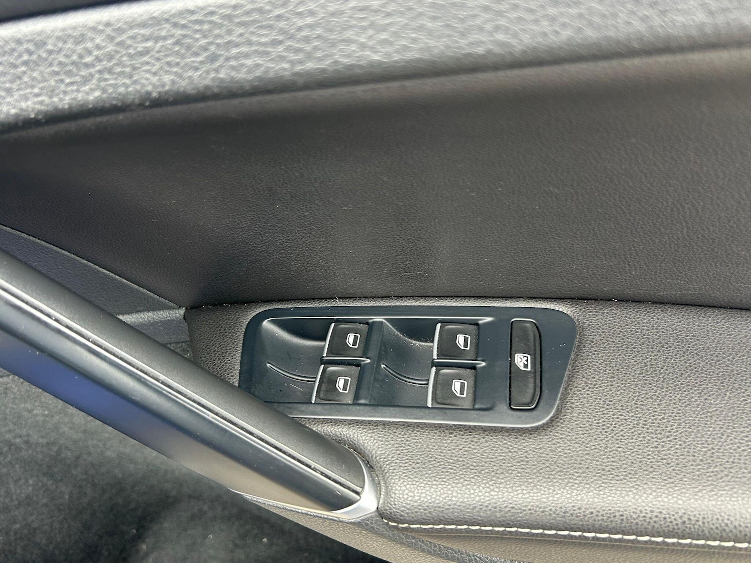 Used Volkswagen Golf 2014 for sale - 76136689: Photo 11