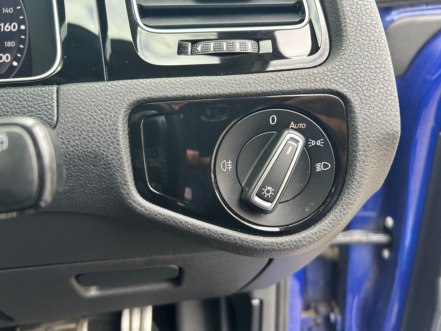 Used Volkswagen Golf 2014 for sale - 76136689: Photo 13