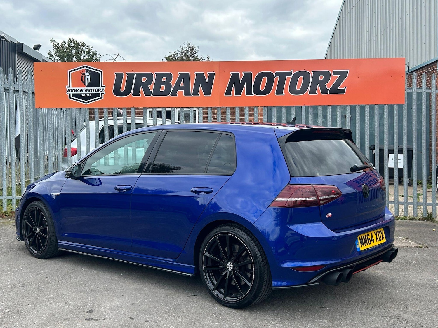 Used Volkswagen Golf 2014 for sale - 76136689: Photo 3