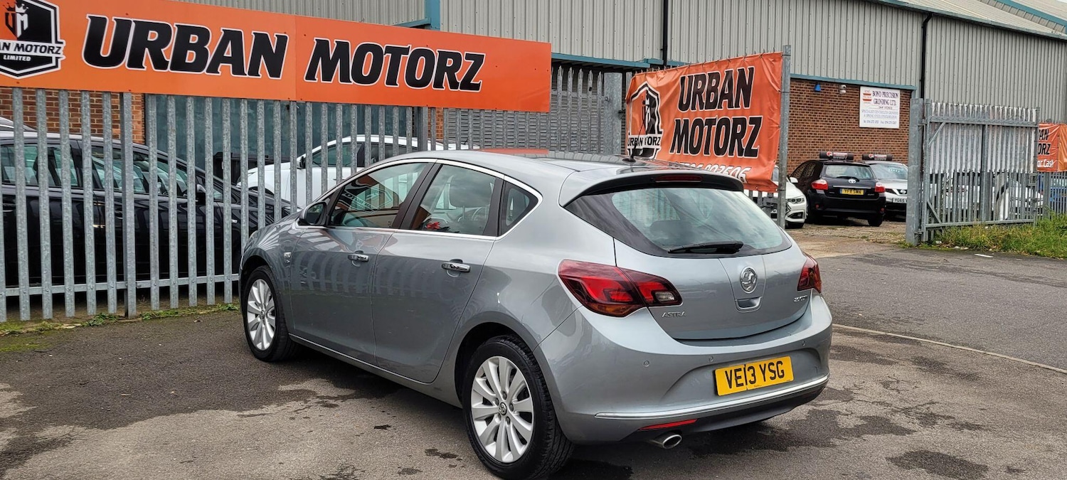 Used Vauxhall Astra 2013 for sale - 76484783: Photo 4