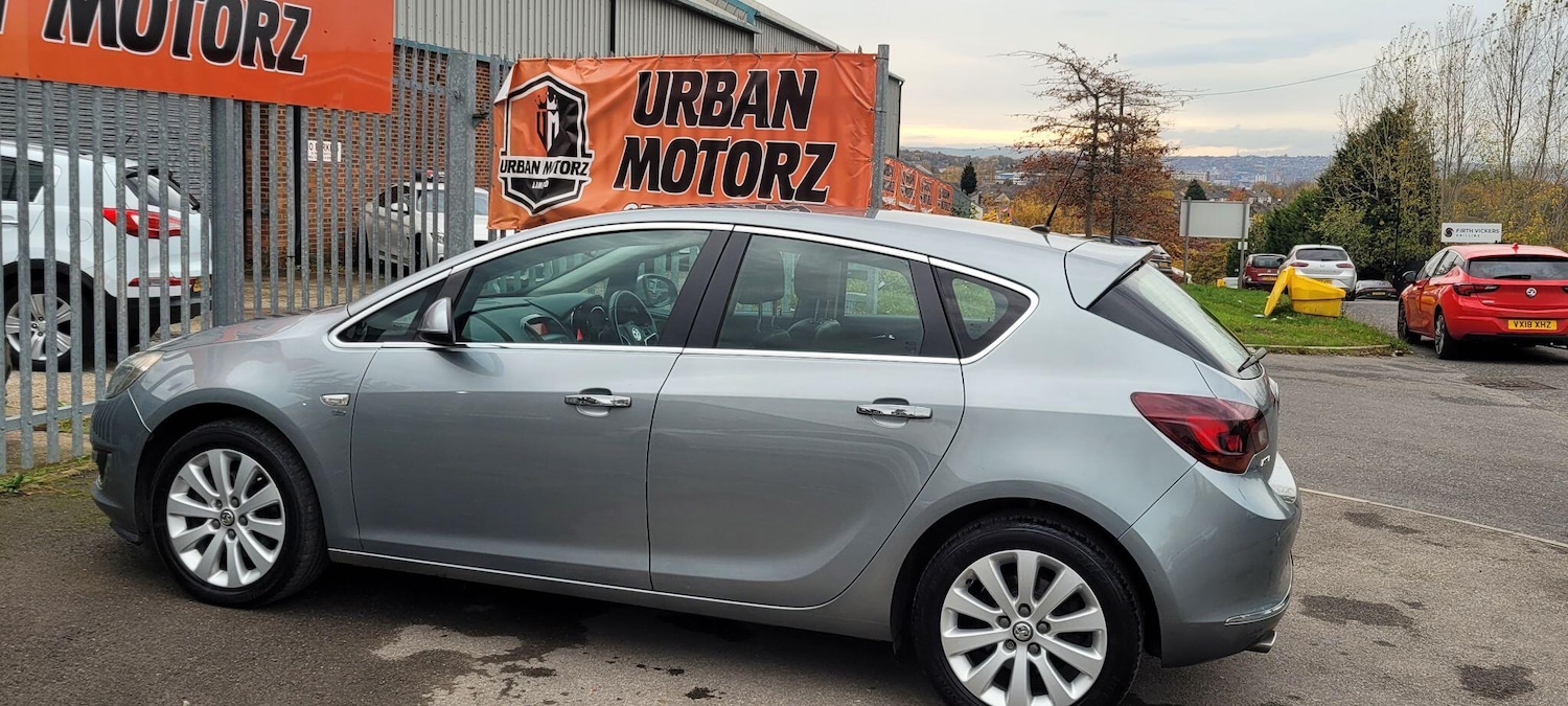 Used Vauxhall Astra 2013 for sale - 76484783: Photo 5