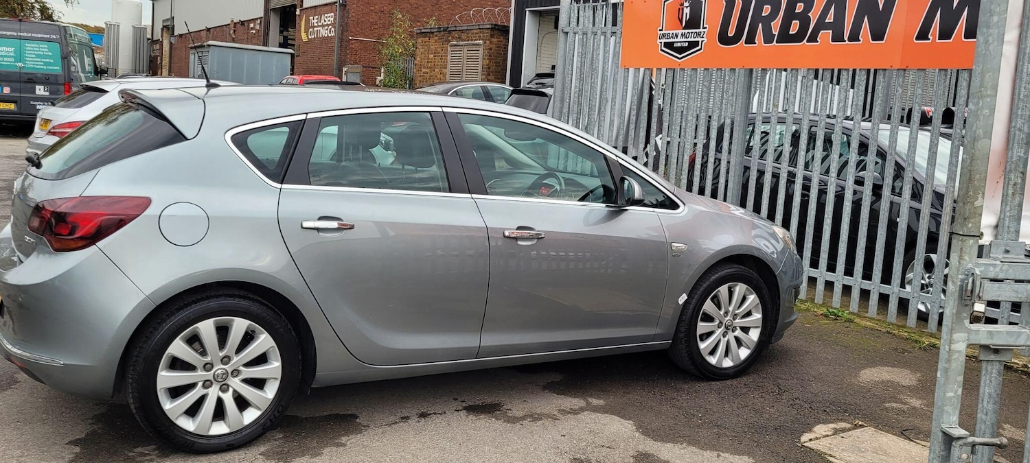 Used Vauxhall Astra 2013 for sale - 76484783: Photo 7