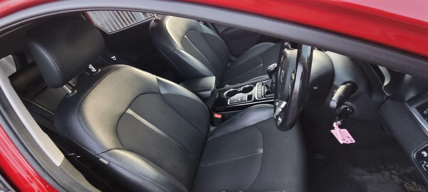 Used Kia Optima 2017 for sale - 76137429: Photo 16