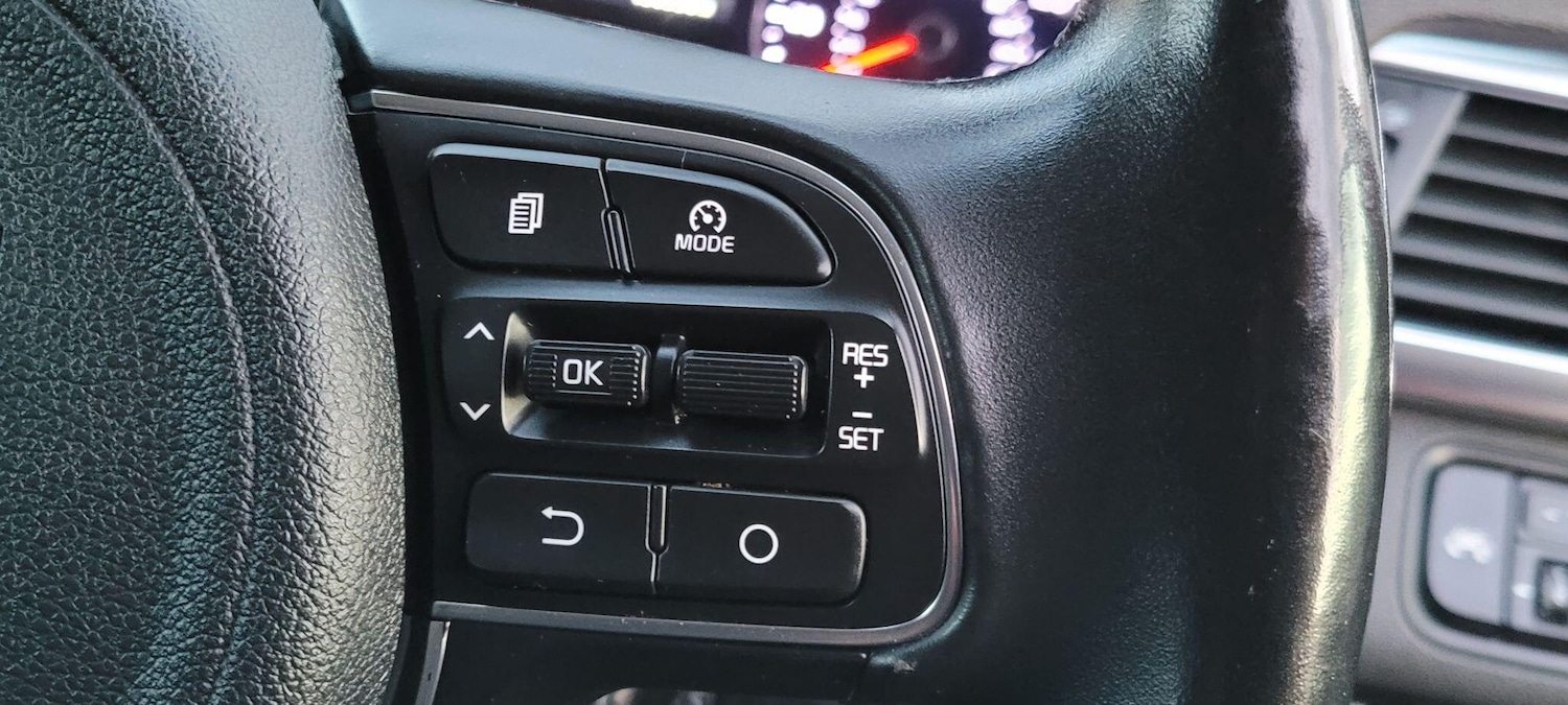 Used Kia Optima 2017 for sale - 76137429: Photo 25