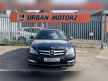 Used Mercedes-Benz C-Class 2013 for sale - 76136279: Photo