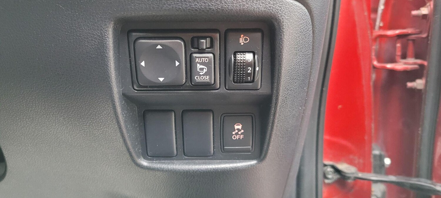 Used Nissan Juke 2011 for sale - 76484635: Photo 16