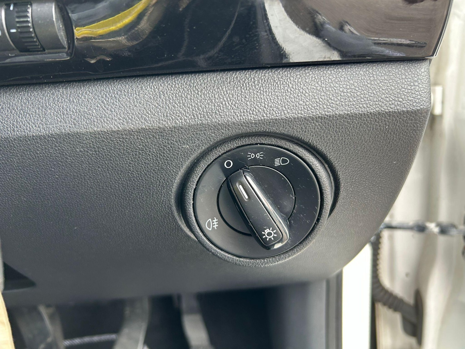 Used Volkswagen up! 2014 for sale - 76136428: Photo 11