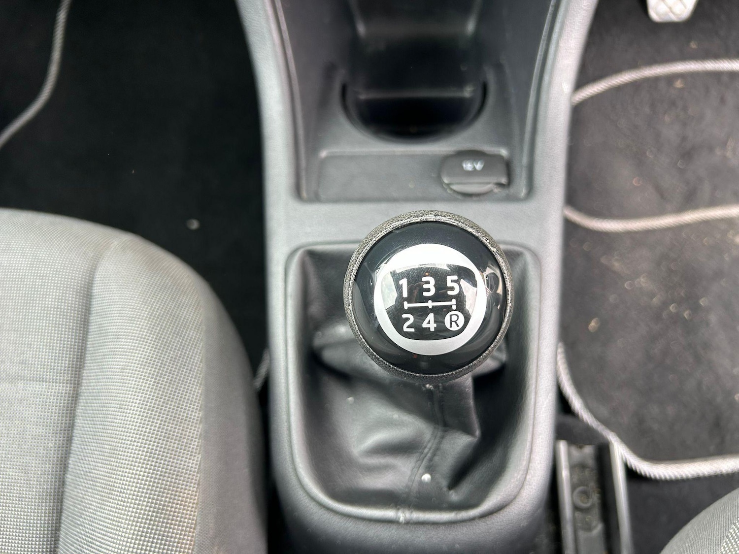 Used Volkswagen up! 2014 for sale - 76136428: Photo 6