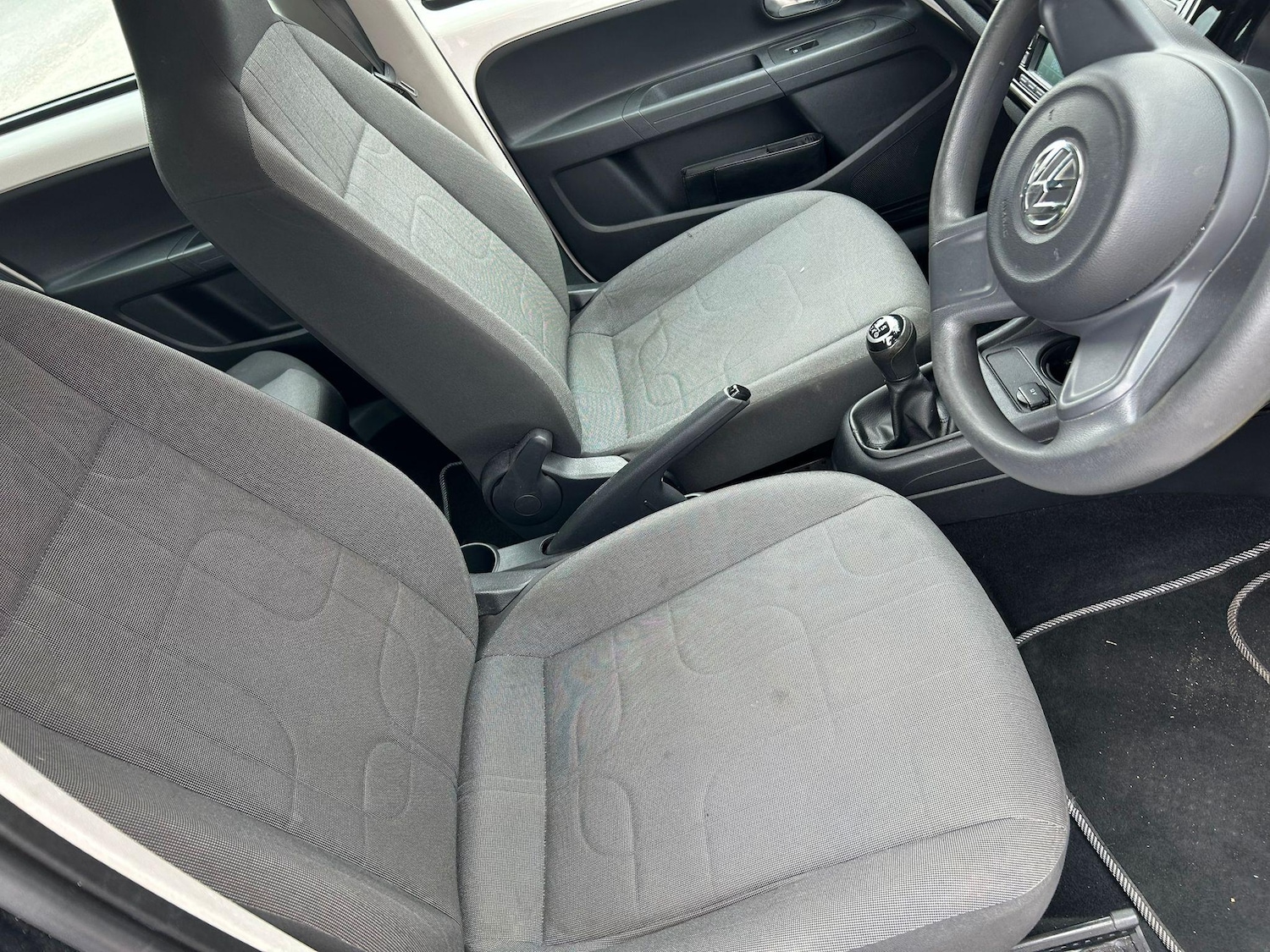 Used Volkswagen up! 2014 for sale - 76136428: Photo 8