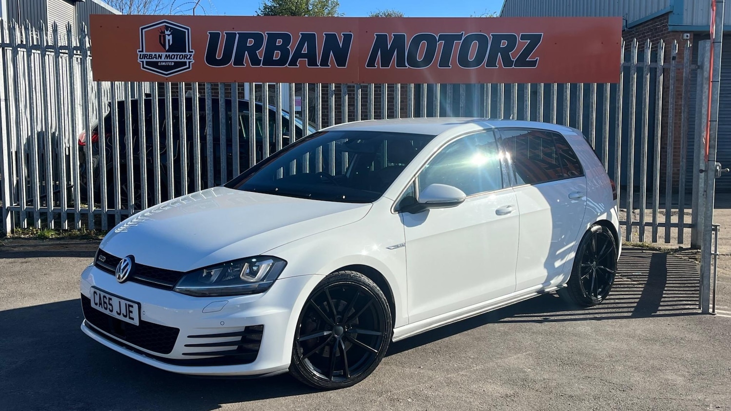 Used Volkswagen Golf 2015 for sale - 76138432: Photo 1