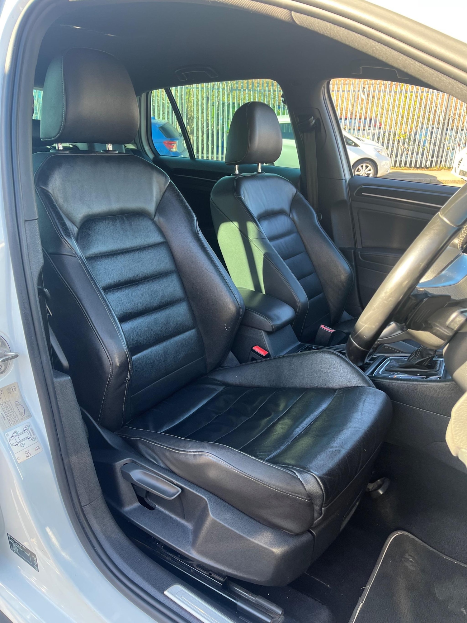 Used Volkswagen Golf 2015 for sale - 76138432: Photo 11
