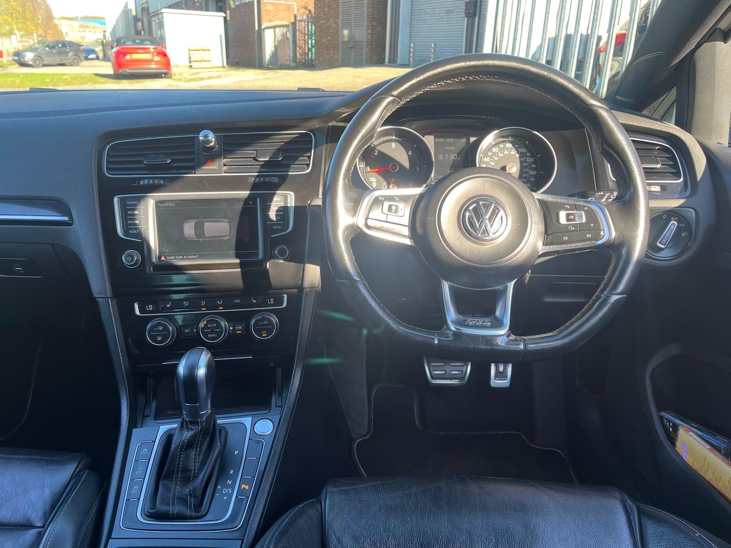 Used Volkswagen Golf 2015 for sale - 76138432: Photo 14