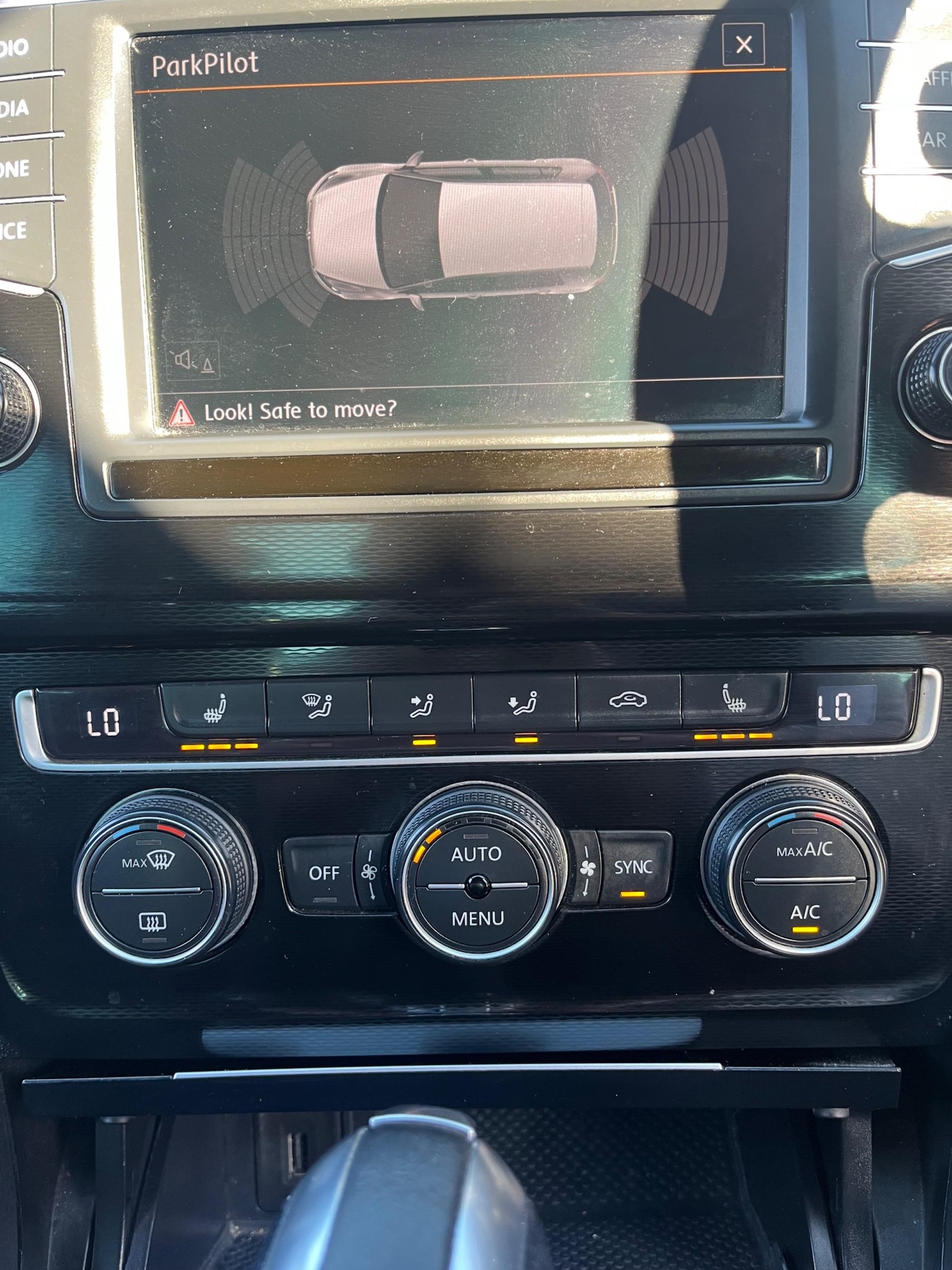 Used Volkswagen Golf 2015 for sale - 76138432: Photo 17