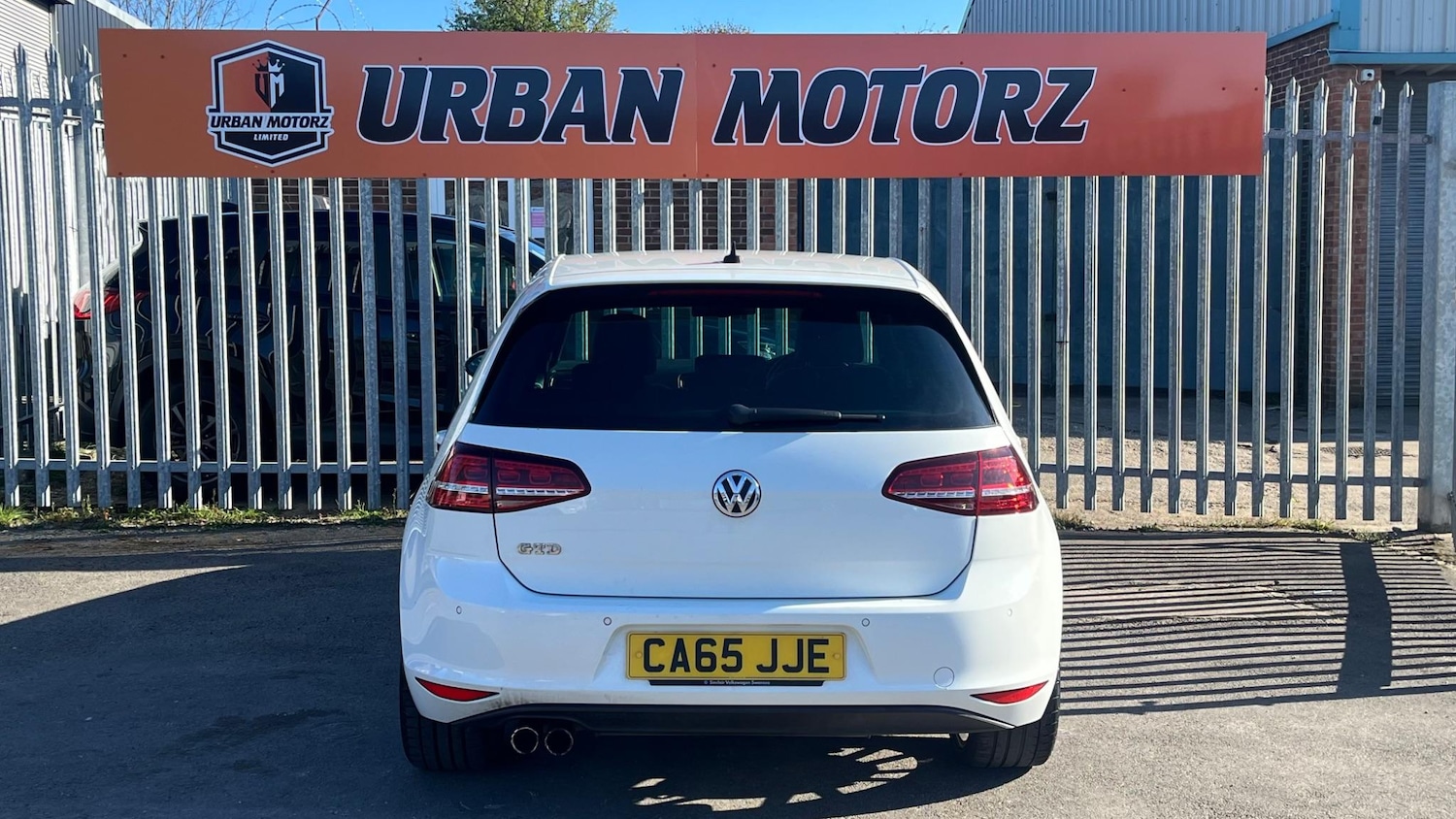 Used Volkswagen Golf 2015 for sale - 76138432: Photo 4