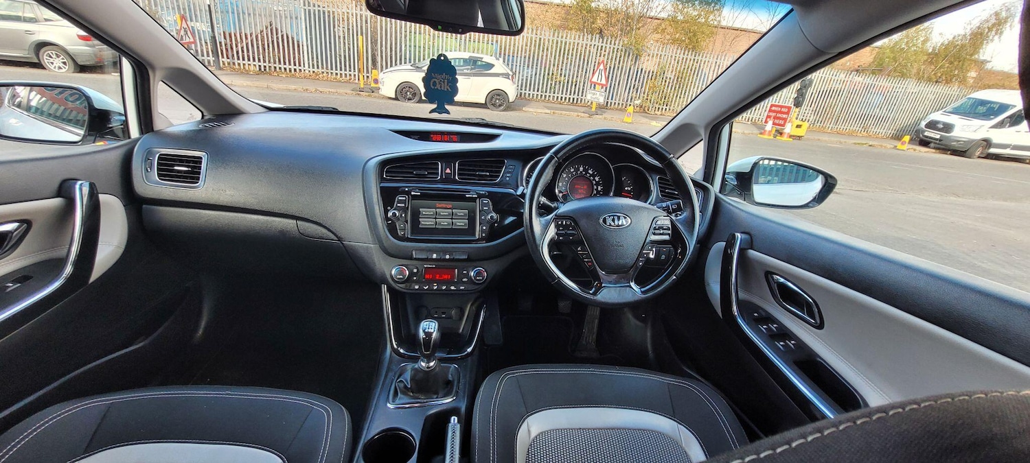 Used Kia Ceed 2014 for sale - 76398325: Photo 11