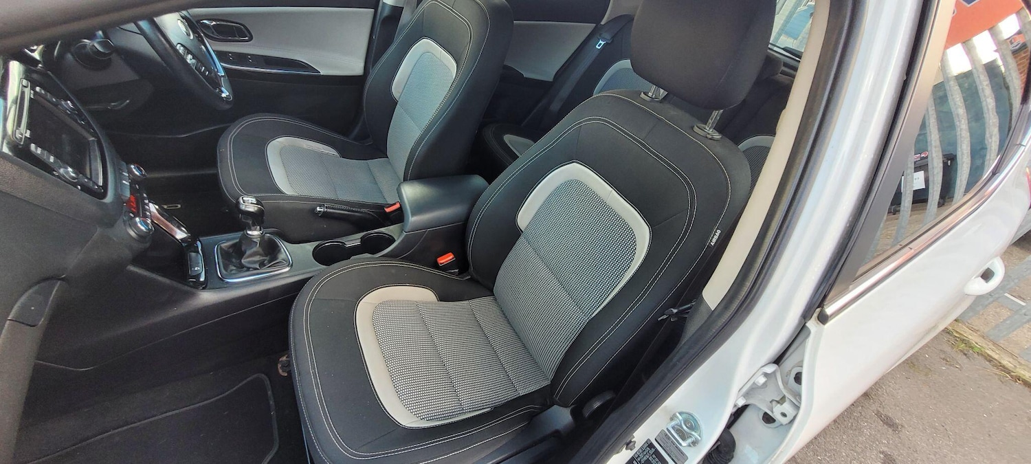 Used Kia Ceed 2014 for sale - 76398325: Photo 39