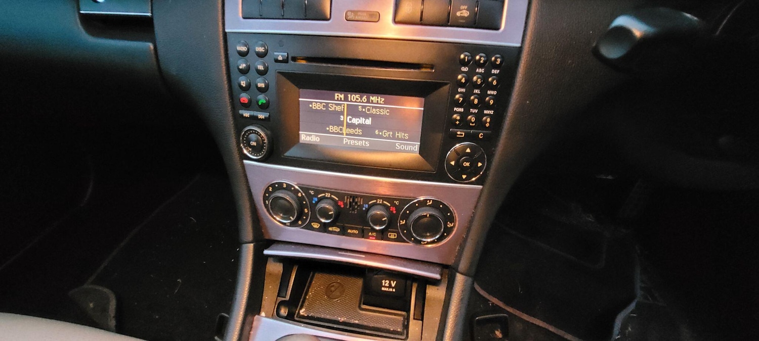 Used Mercedes-Benz CLC Class 2009 for sale - 76592244: Photo 16