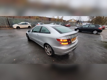 Used Mercedes-Benz CLC Class 2009 for sale - 76592244: Photo