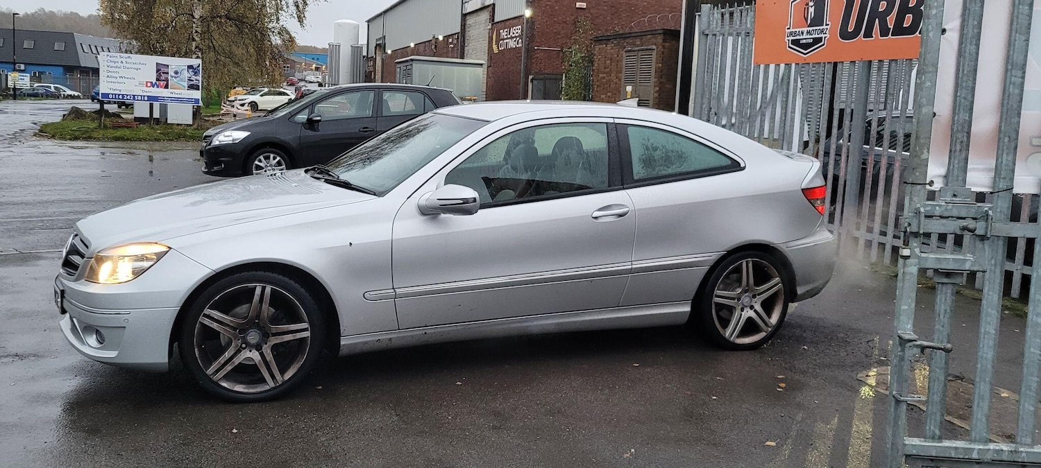 Used Mercedes-Benz CLC Class 2009 for sale - 76592244: Photo 5