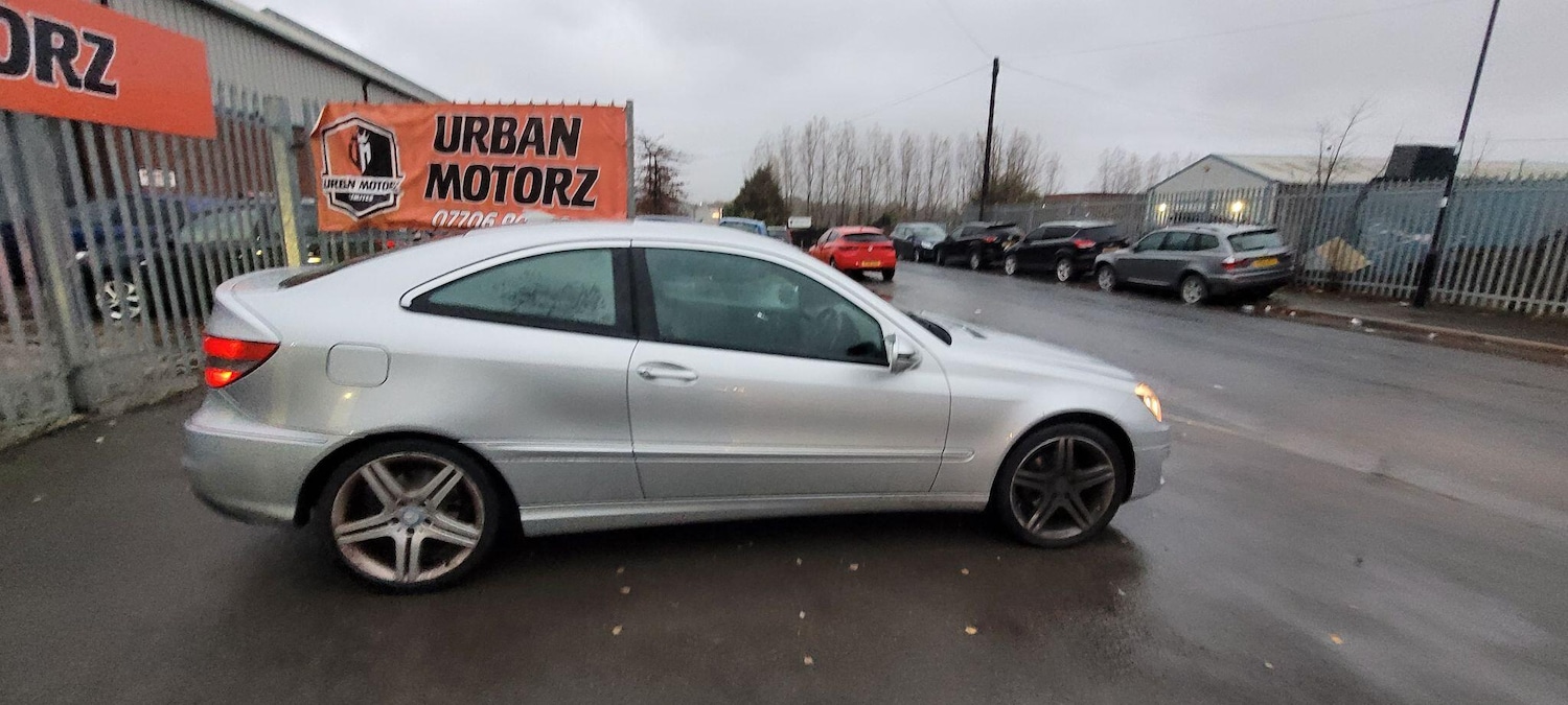 Used Mercedes-Benz CLC Class 2009 for sale - 76592244: Photo 7