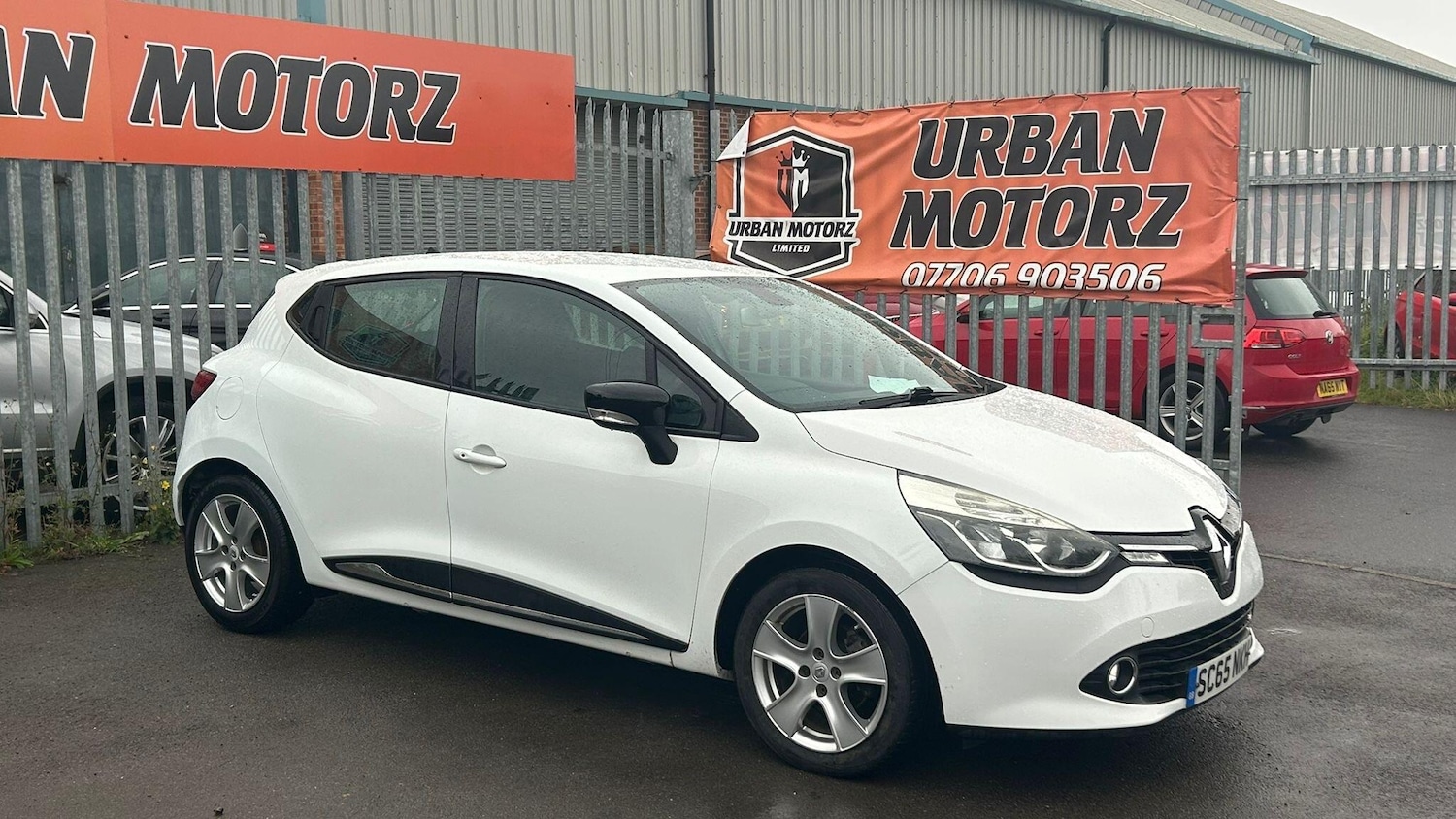 Used Renault Clio 2015 for sale - 76135893: Photo 1