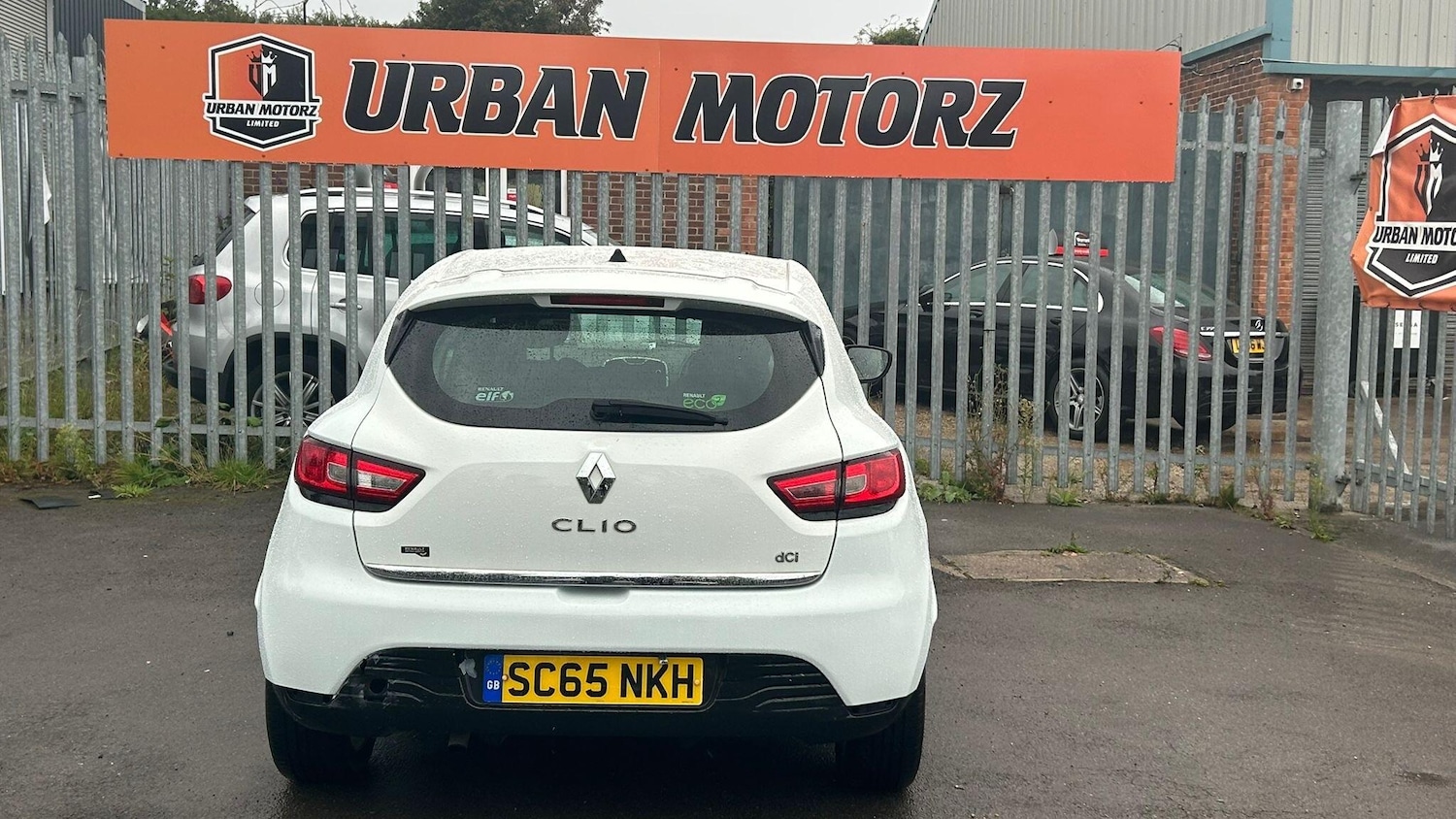 Used Renault Clio 2015 for sale - 76135893: Photo 10