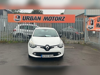 Used Renault Clio 2015 for sale - 76135893: Photo