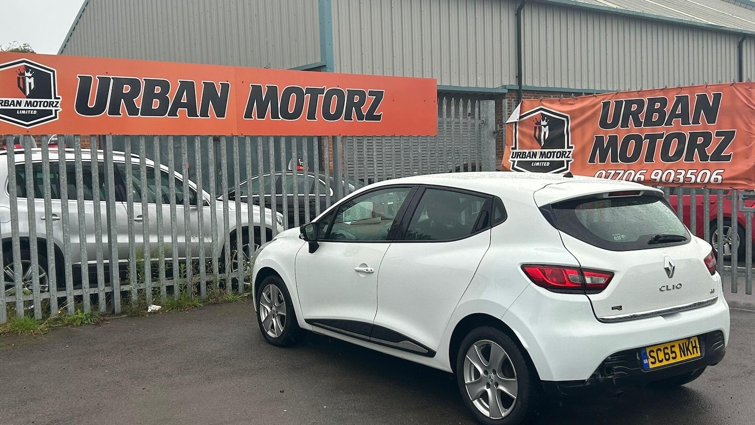 Used Renault Clio 2015 for sale - 76135893: Photo 4