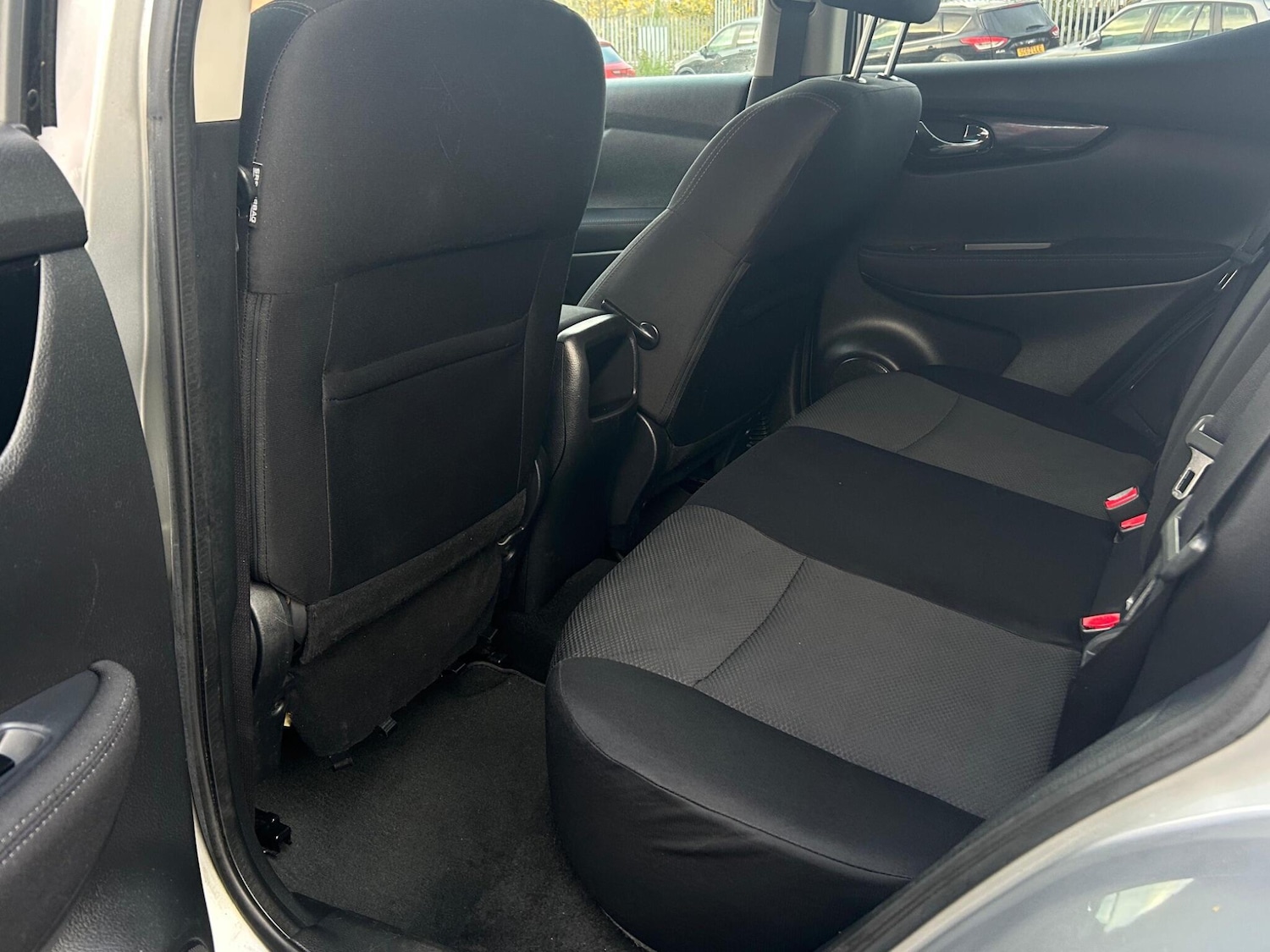 Used Nissan Qashqai 2015 for sale - 76326852: Photo 11