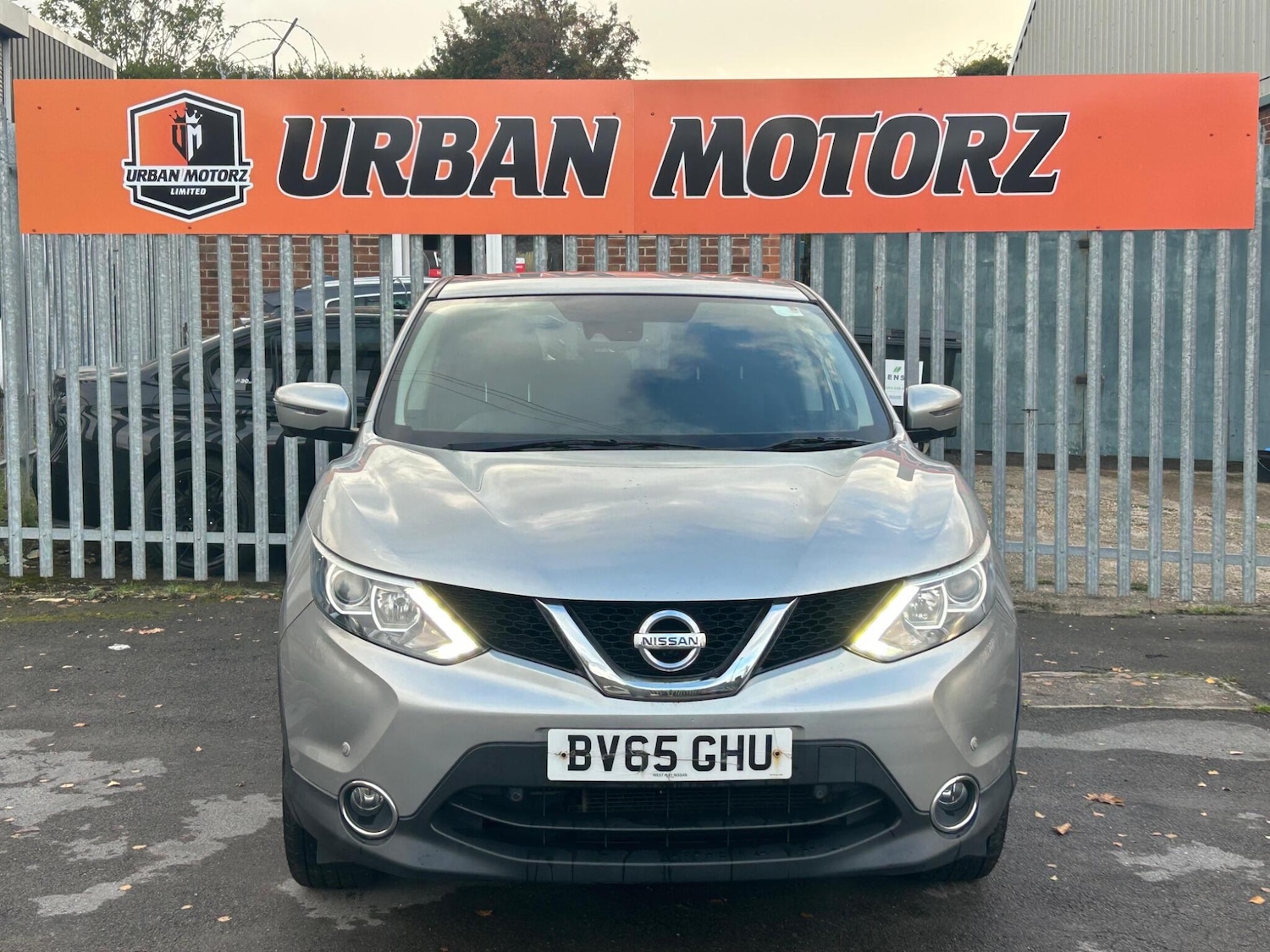 Used Nissan Qashqai 2015 for sale - 76326852: Photo 2