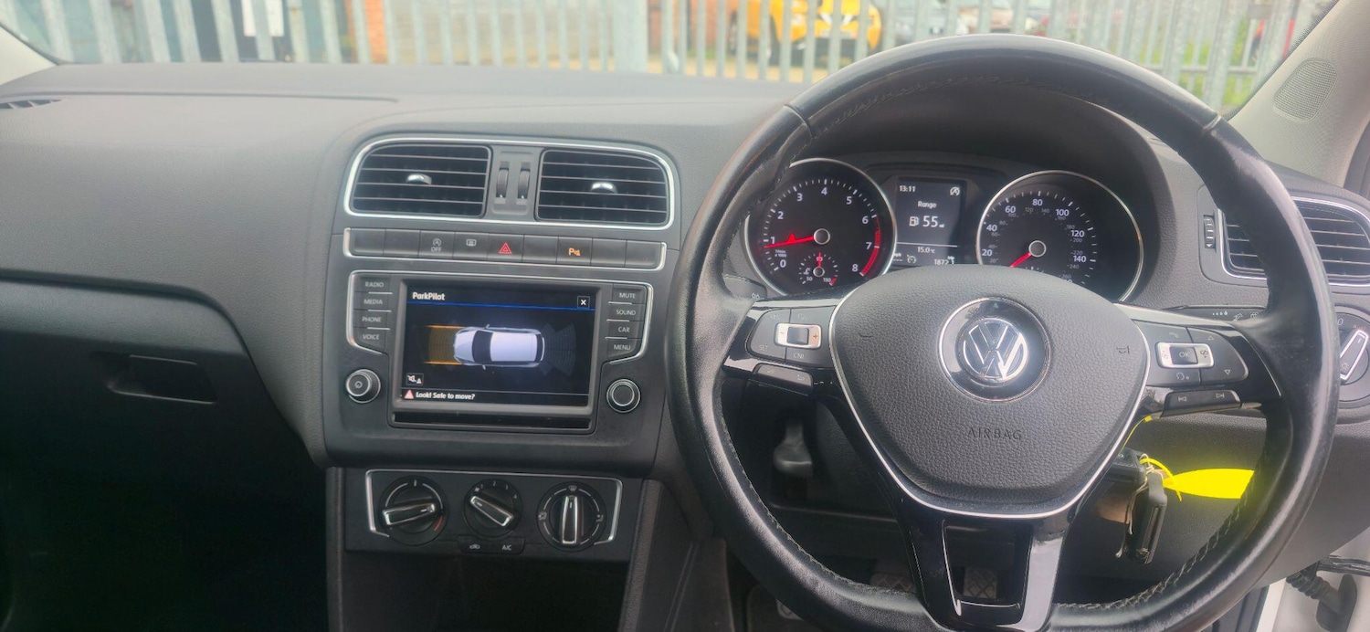 Used Volkswagen Polo 2017 for sale - 76138476: Photo 12